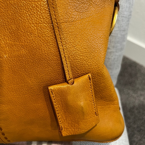 YSL Muse Large Tote in Camel Leather – Authentic Vintage “It” Bag - Picture 6 of 11